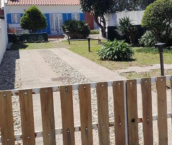 Casa De Semesterbostad