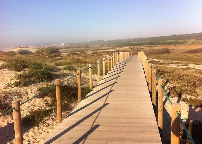 卡萨代普拉亚度假屋 *